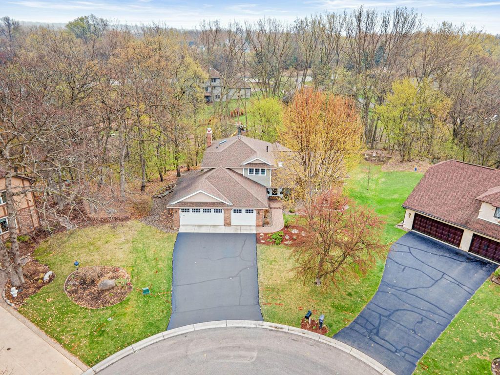 Photo of 17730 Kettering Trail, Lakeville, MN 55044 (MLS # 7056075)