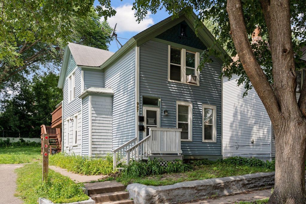 Photo of 997 Marion Street, Saint Paul, MN 55117 (MLS # 7033033)