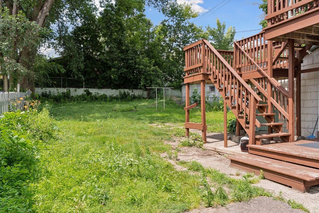 Photo of 997 Marion Street, Saint Paul, MN 55117 (MLS # 7033033)