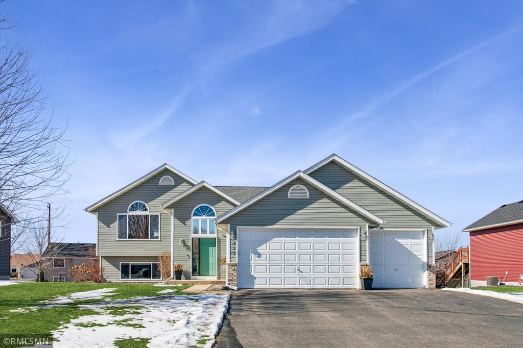 Photo of 212 Pine Street, Cannon Falls, MN 55009 (MLS # 7028332)