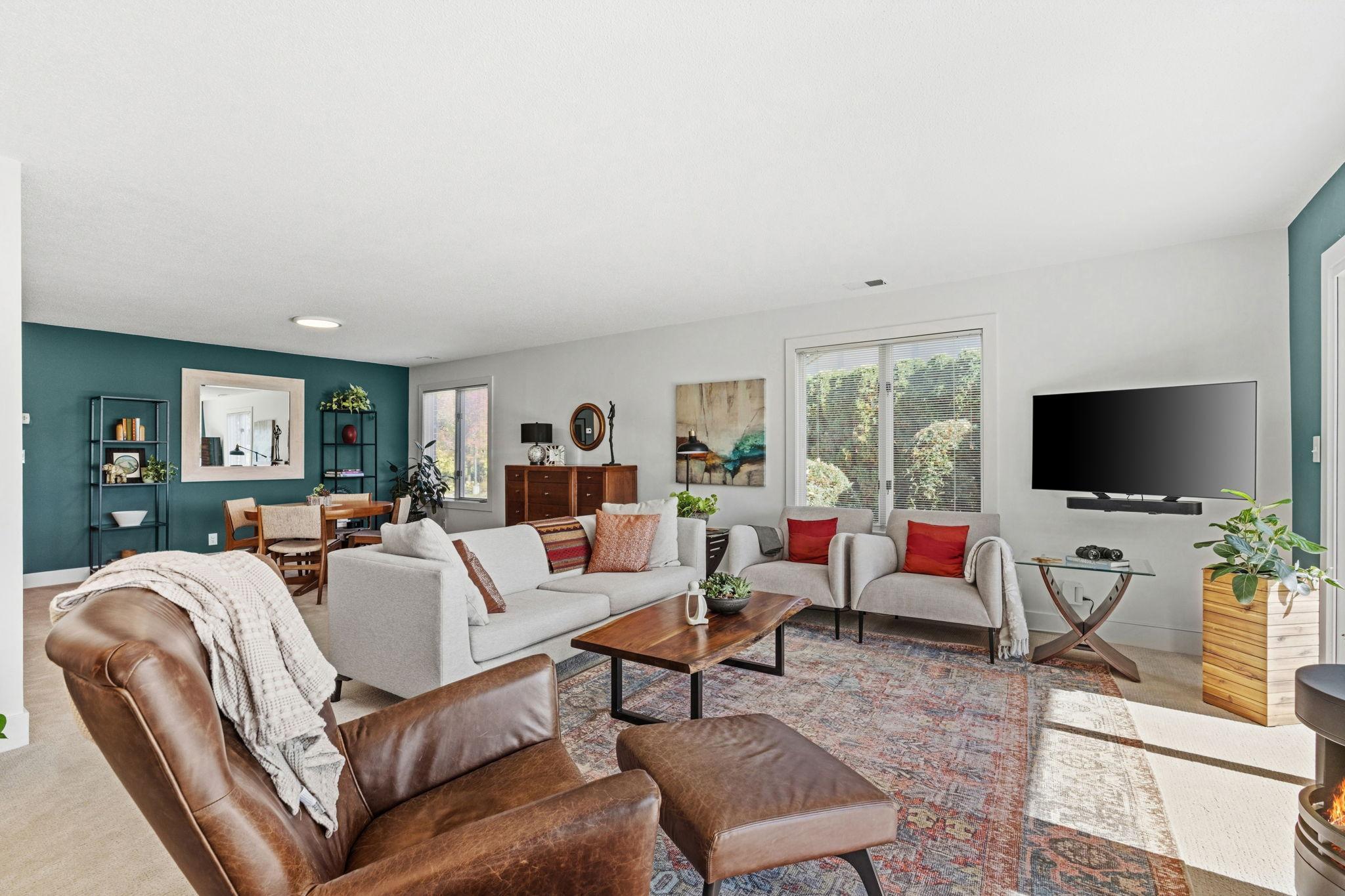 1299 Black Oaks Court N 1A