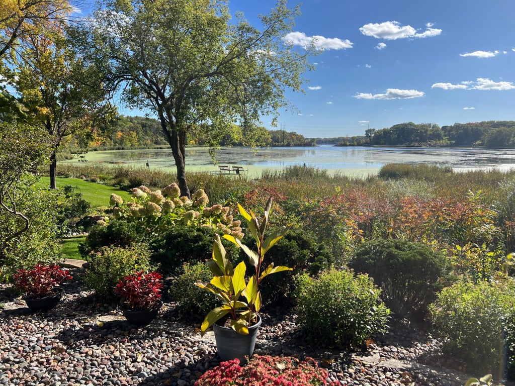 Photo of 1299 Black Oaks Court N #1A, Plymouth, MN 55447 (MLS # 7155286)