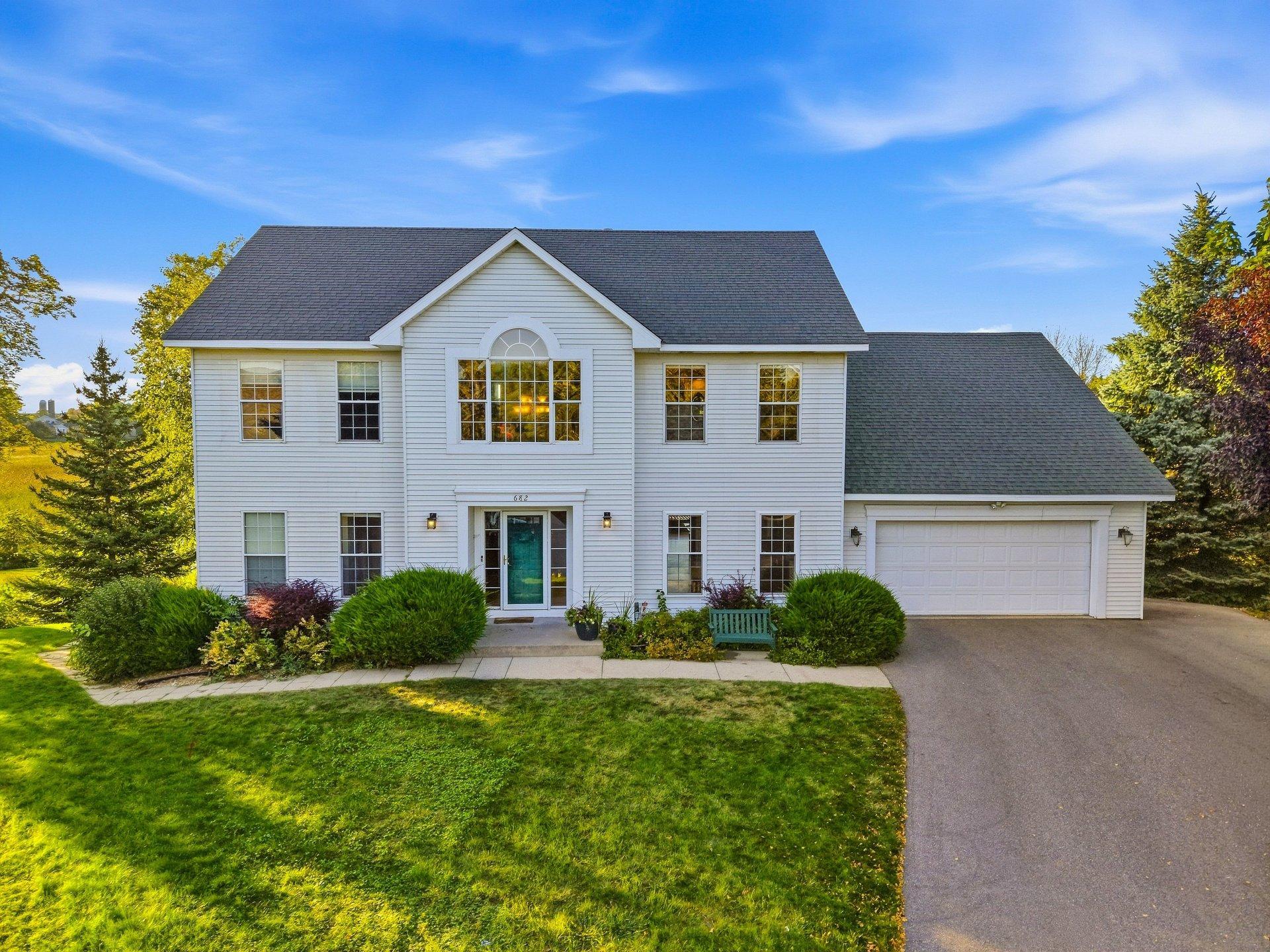 682 Tanager Road
