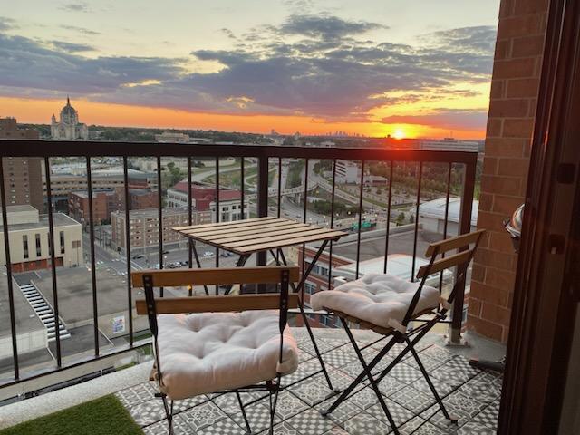 Photo of 78 10th Street E #2408, Saint Paul, MN 55101 (MLS # 7140896)