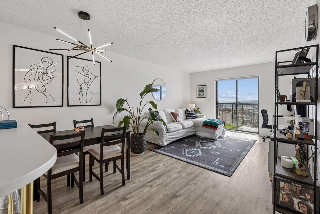 Photo of 78 10th Street E #2408, Saint Paul, MN 55101 (MLS # 7140896)