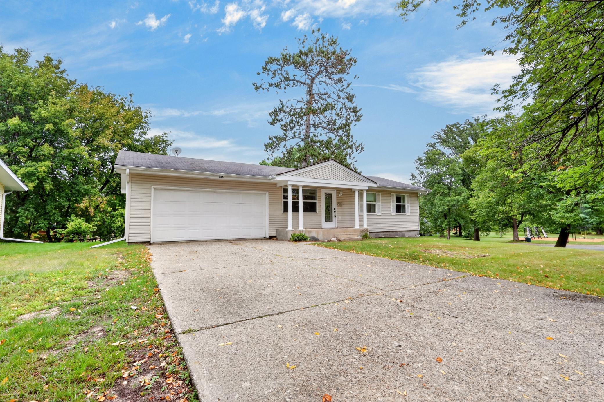 826 Willow Lane