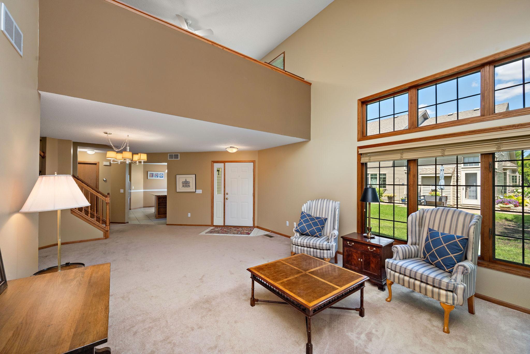 1566 Antler Point