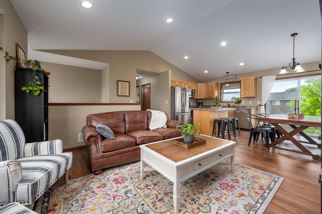 Photo of 388 Dakota Avenue, Roberts, WI 54023 (MLS # 7084598)