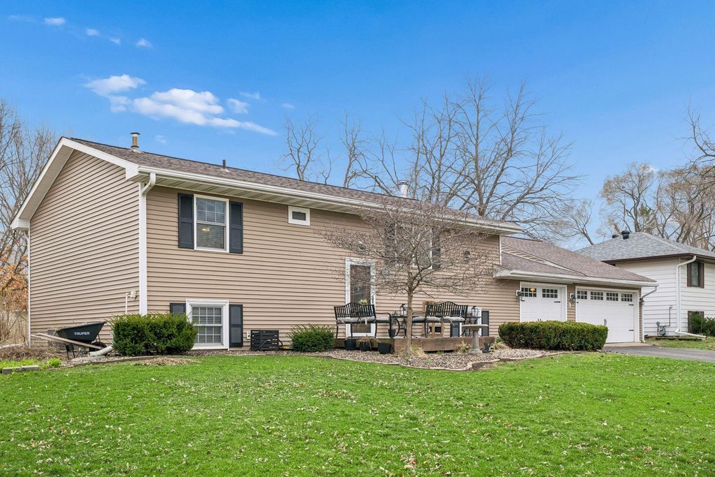 Photo of 8595 Indahl Avenue S, Cottage Grove, MN 55016 (MLS # 7045387)