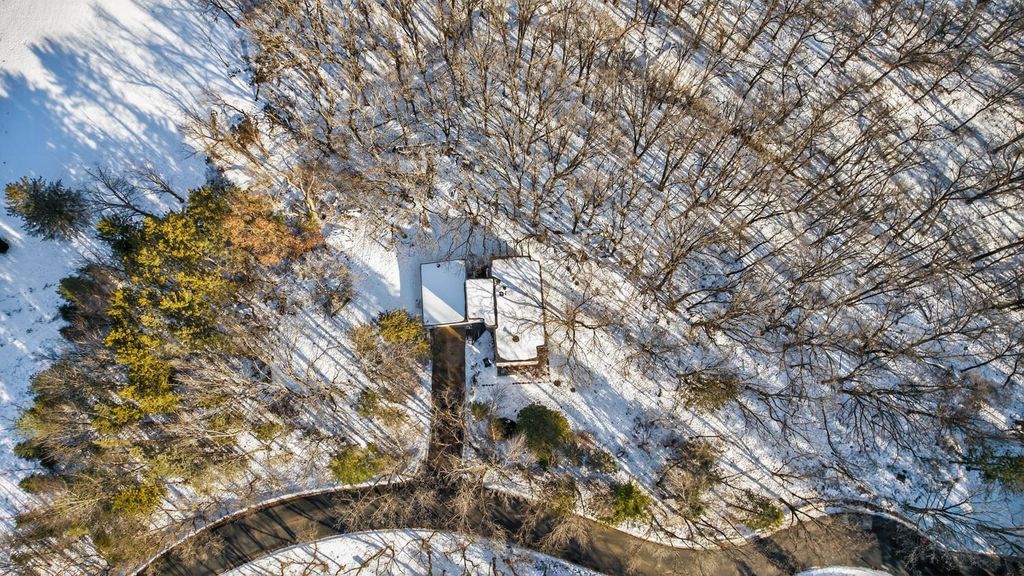 Photo of 3732 Valleyridge Court NE, Rochester, MN 55906 (MLS # 7001542)