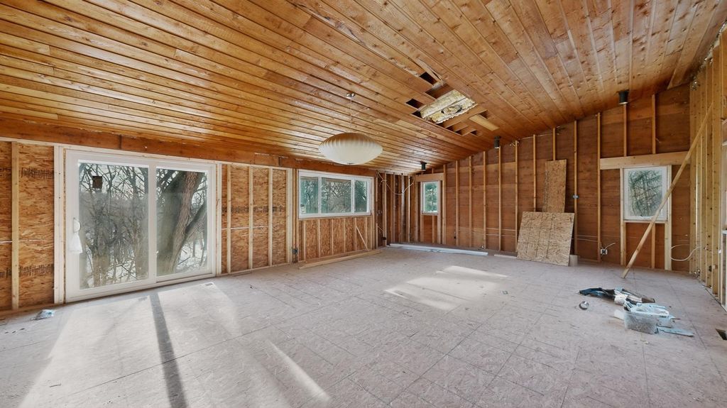 Photo of 3732 Valleyridge Court NE, Rochester, MN 55906 (MLS # 7001542)