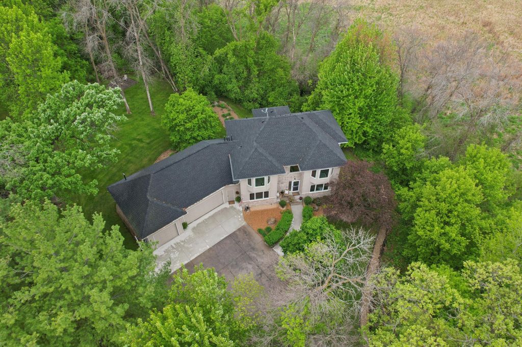 Photo of 95 Timber Island Trail, Maple Plain, MN 55359 (MLS # 7079309)