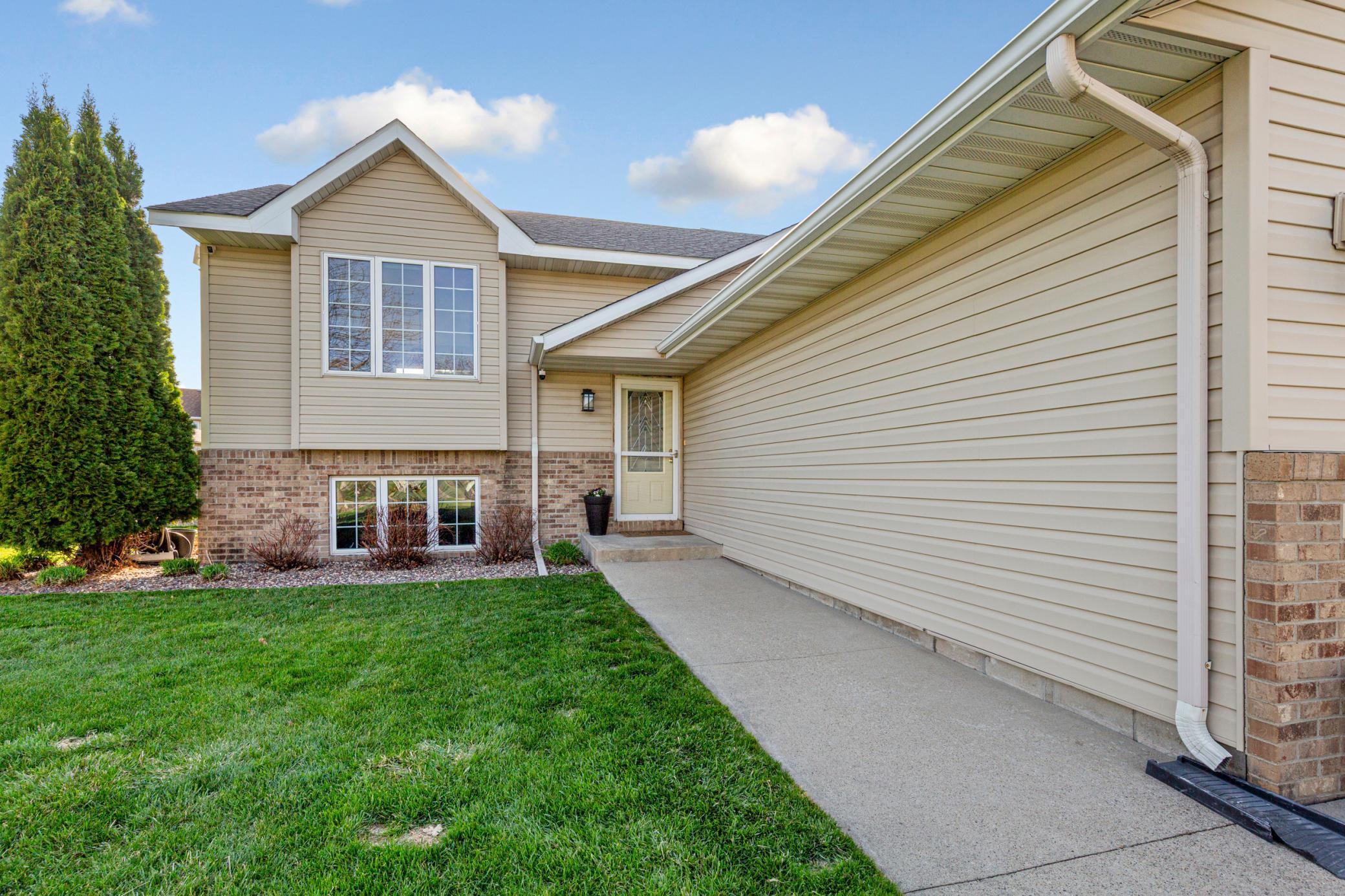 1840 Field Stone Avenue SE