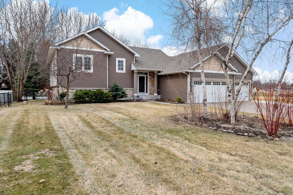 Photo of 20599 Islandview Circle, Lakeville, MN 55044 (MLS # 7027315)