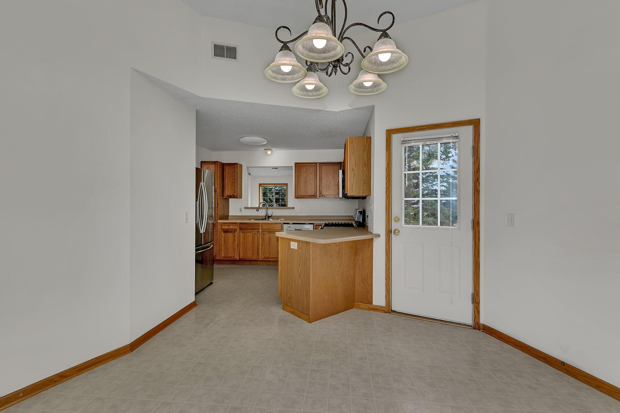 4384 Clearwater Road