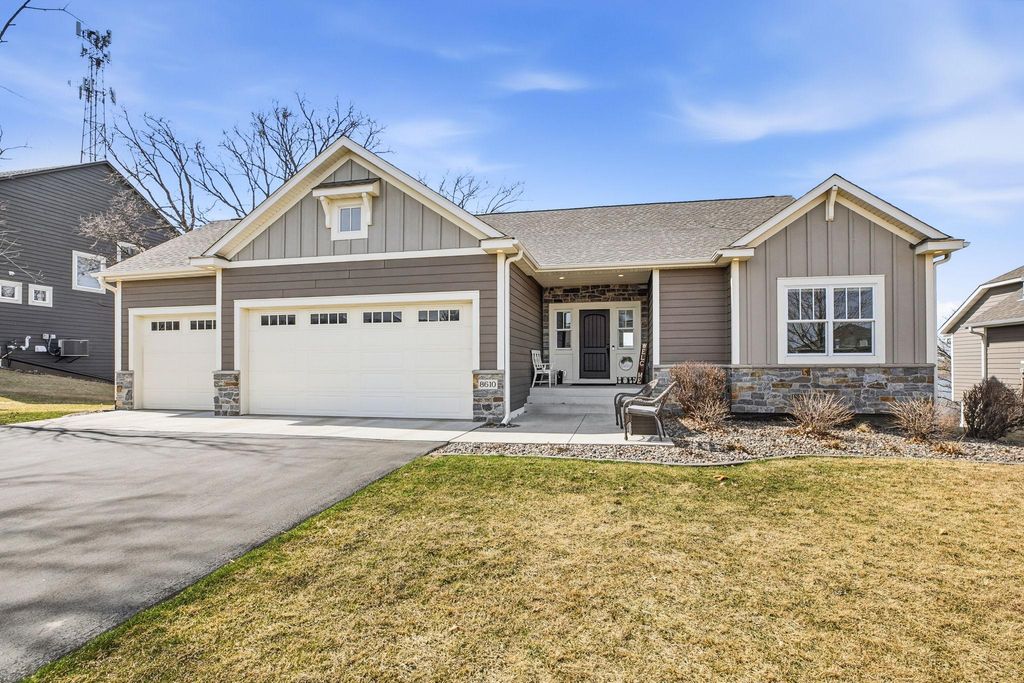 Photo of 8610 Bluestem Drive, Victoria, MN 55386 (MLS # 7046191)