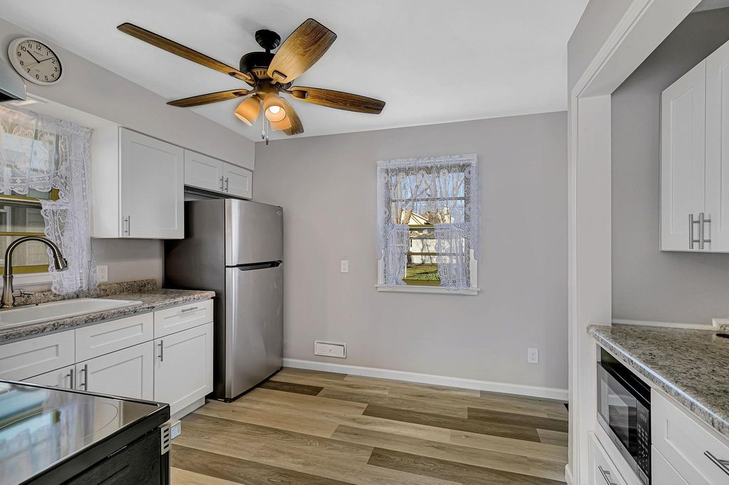 Photo of 827 Washington Memorial Drive. Dr, Saint Cloud, MN 56301 (MLS # 7047241)