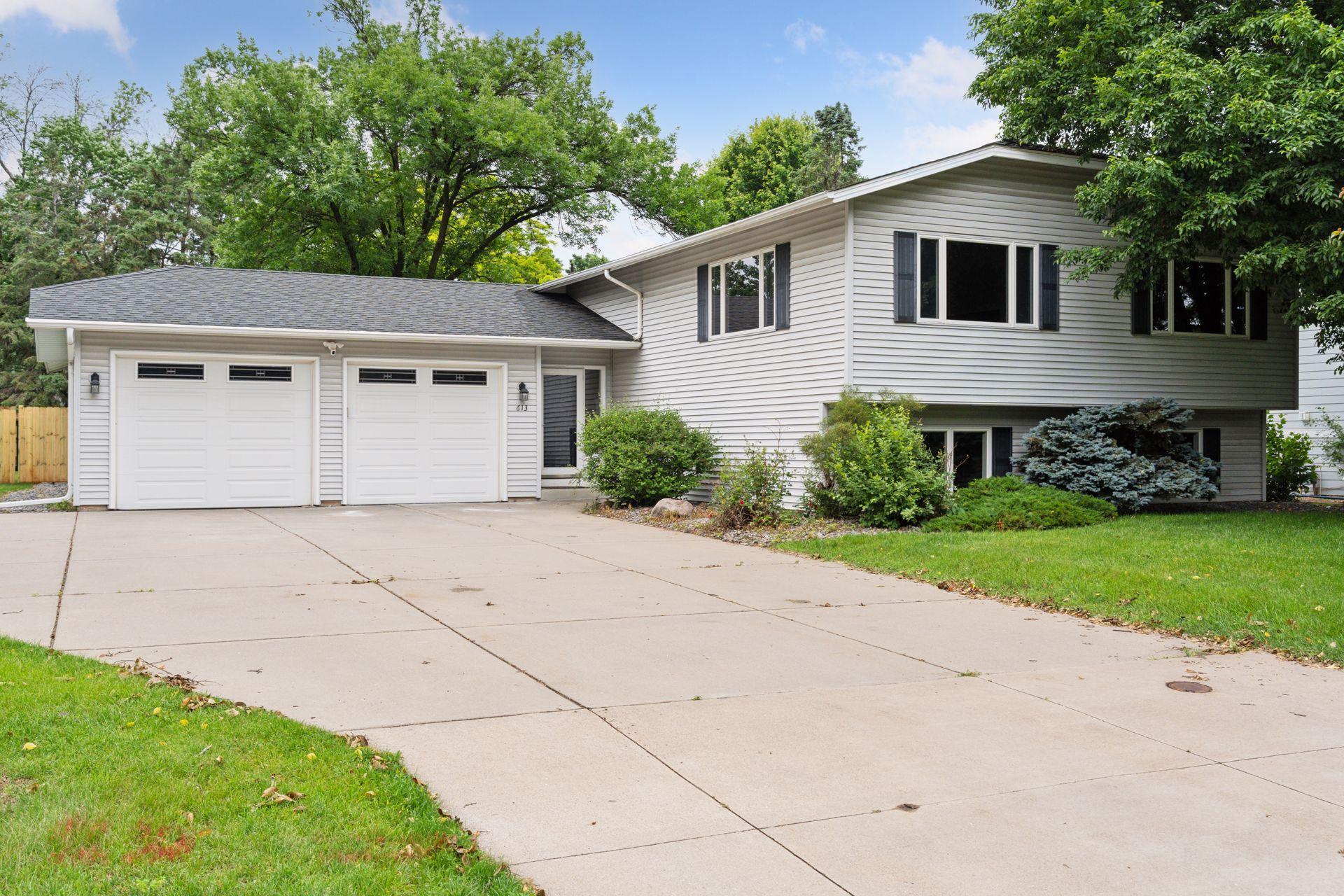 613 S Owasso Boulevard W