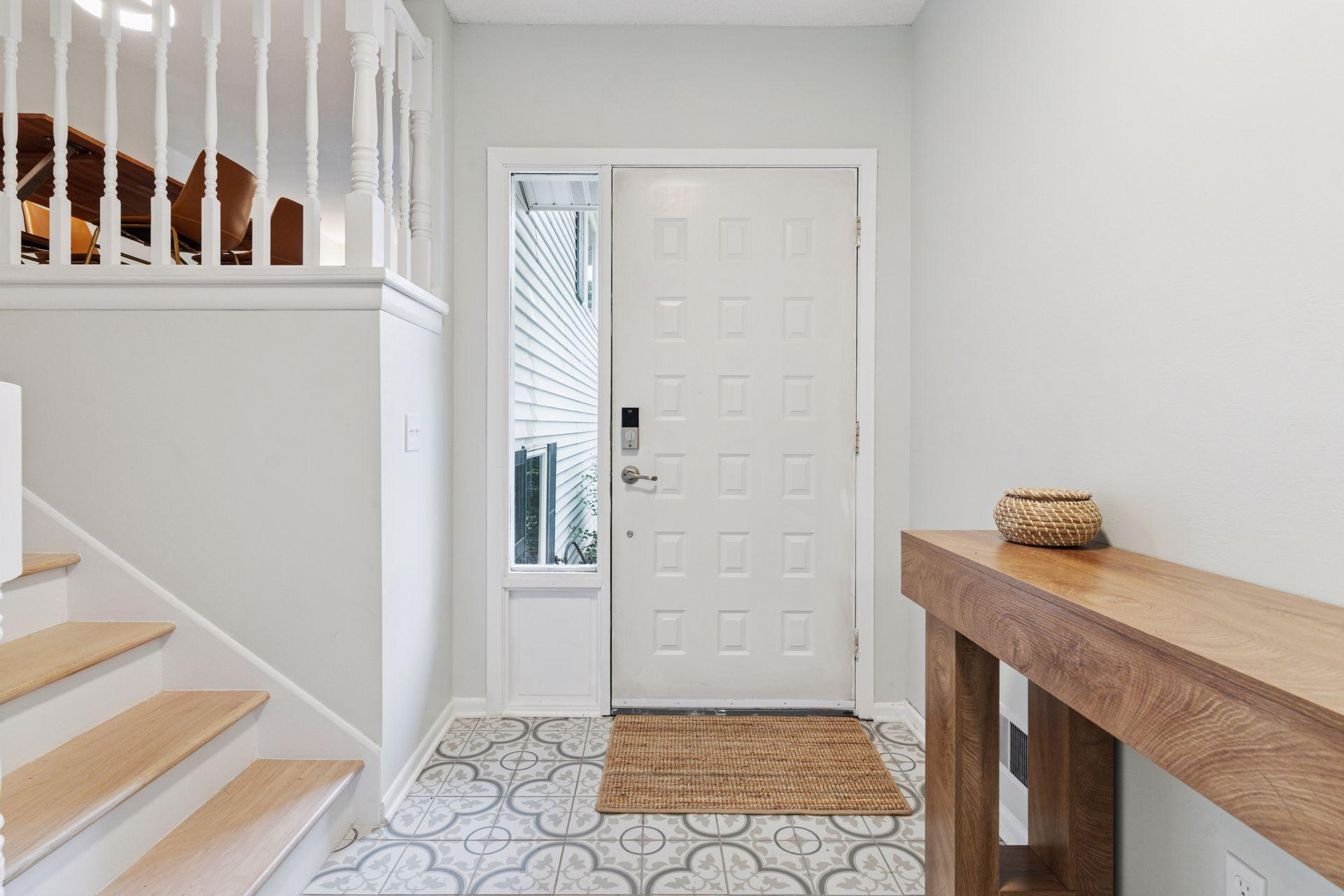 613 S Owasso Boulevard W