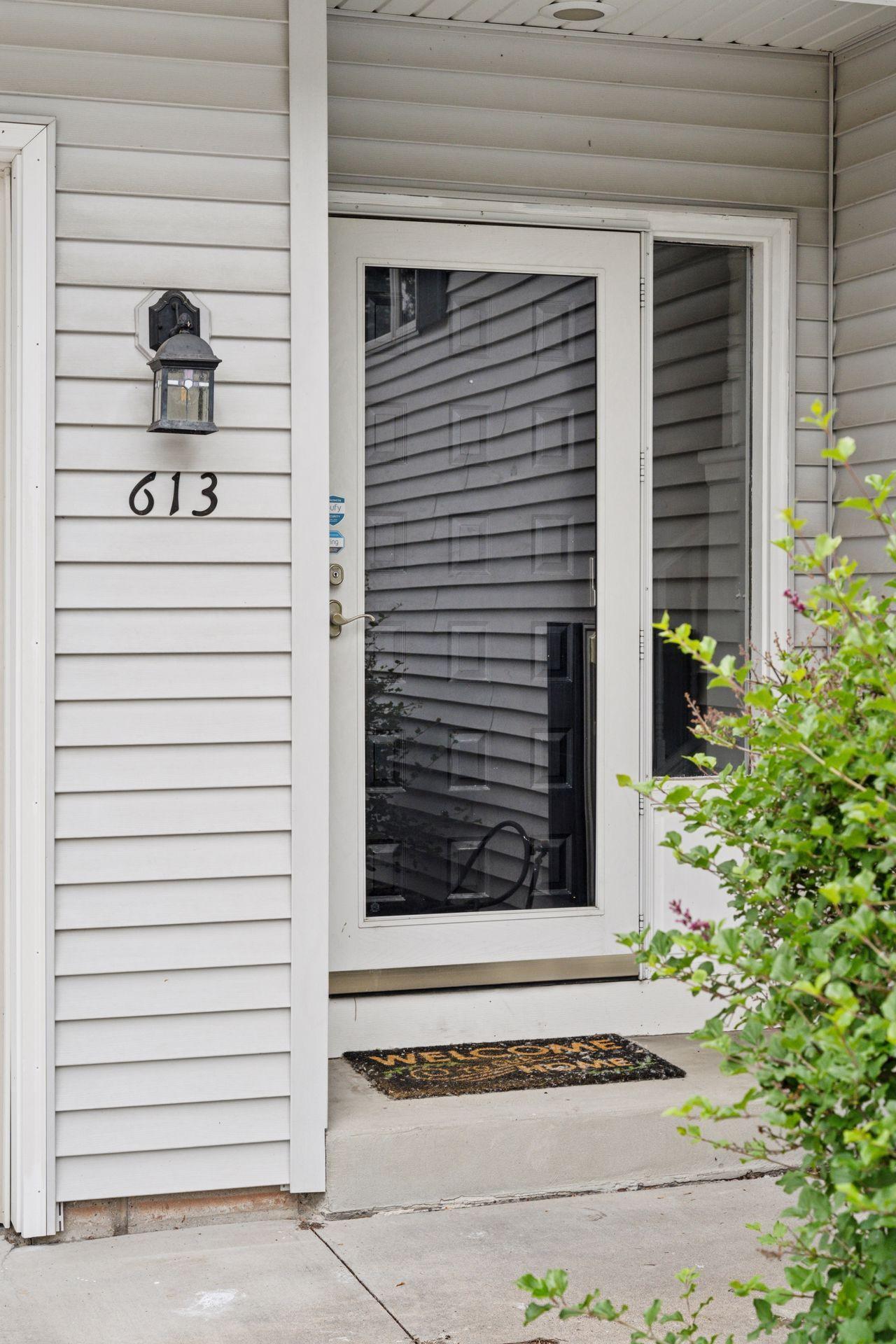 613 S Owasso Boulevard W