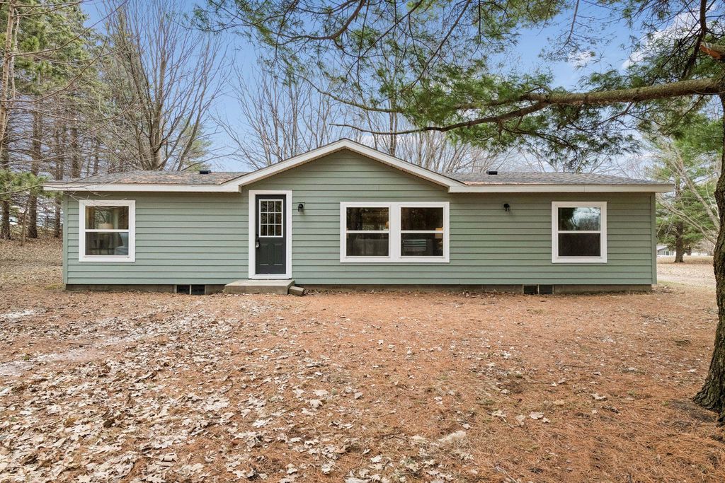 Photo of 4056 Eaken Avenue SE, Delano, MN 55328 (MLS # 7044054)
