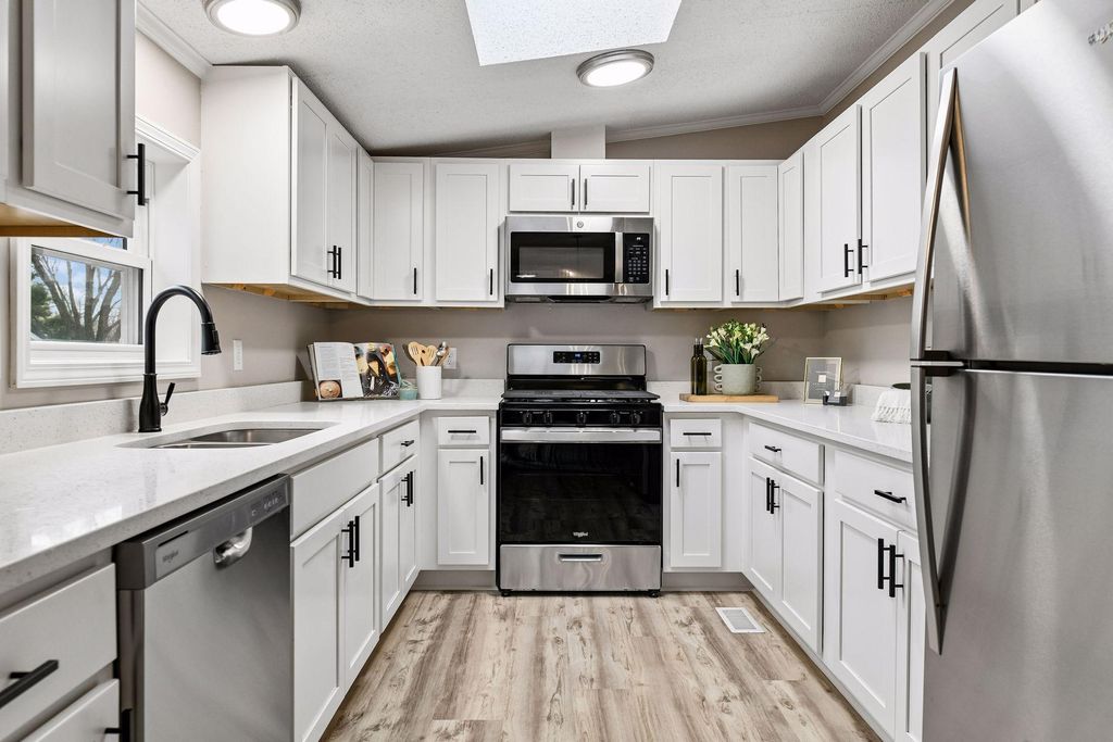 Photo of 4056 Eaken Avenue SE, Delano, MN 55328 (MLS # 7044054)