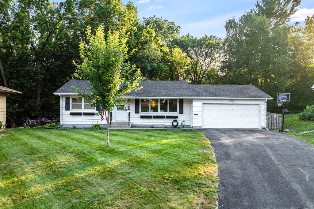 Photo of 128 Clover Lane, Mankato, MN 56001 (MLS # 7121083)