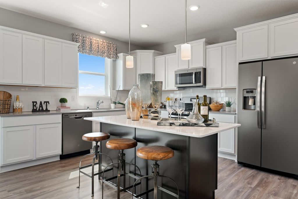 Photo of 10888 Hemingway Avenue S, Cottage Grove, MN 55016 (MLS # 7025738)