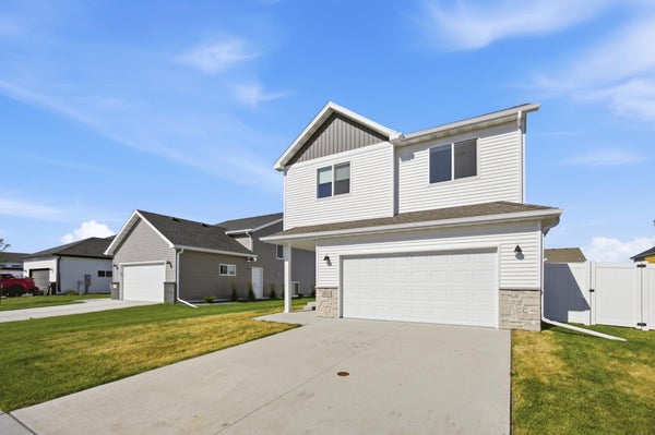 3851 19TH ST S, MOORHEAD, MN 56560 - Image a082fd257c817e51ea056a9143cbb6d1/703125980
