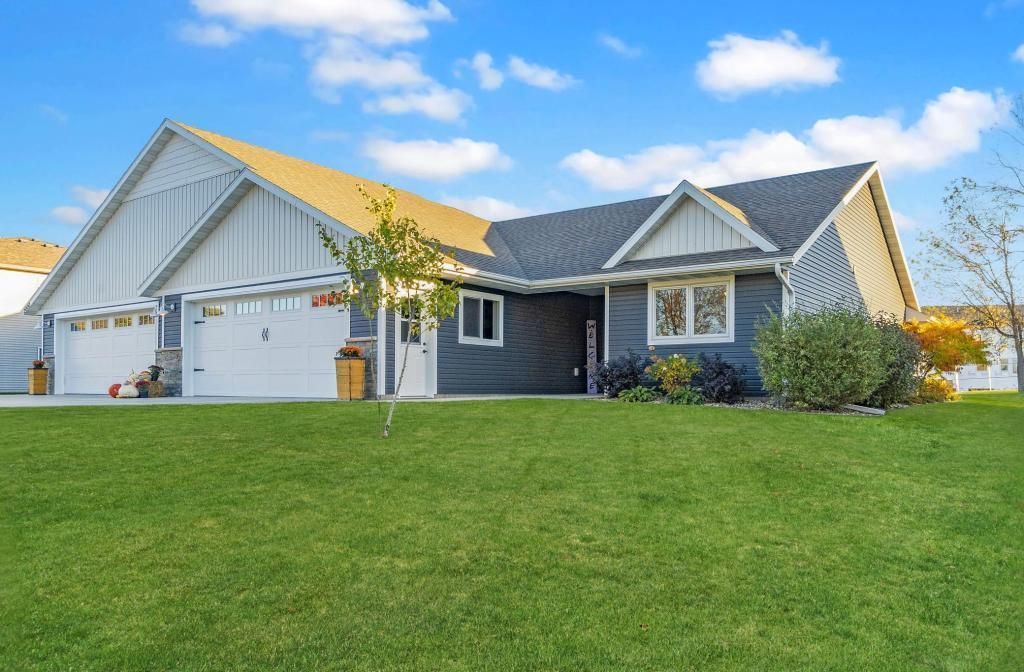 Photo of 2006 Lakepark Avenue, Alexandria, MN 56308 (MLS # 7054333)