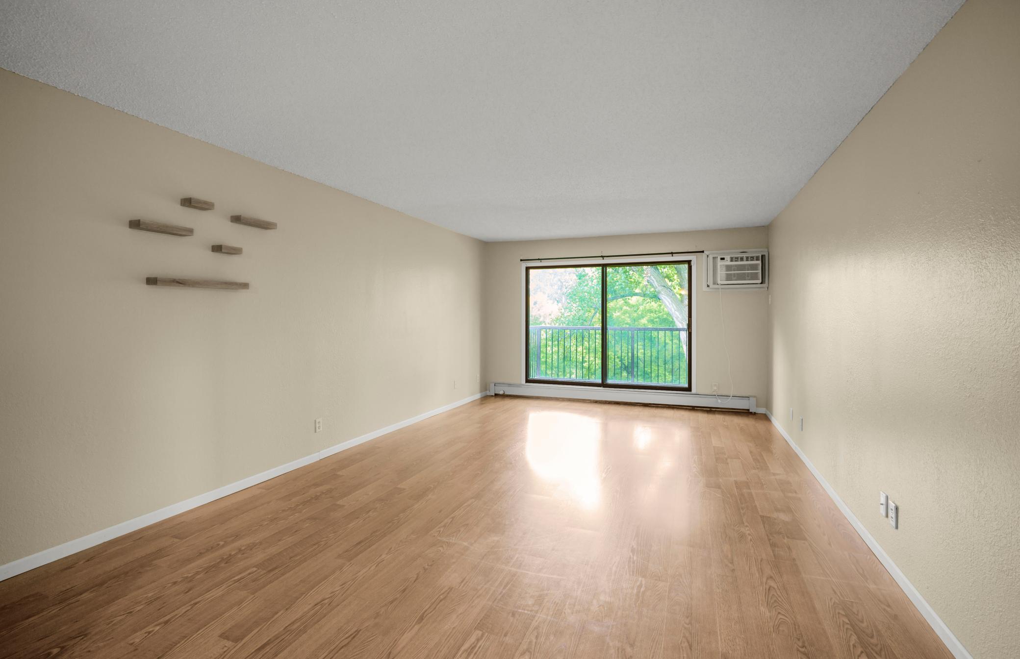 4 Pine Tree Drive 321