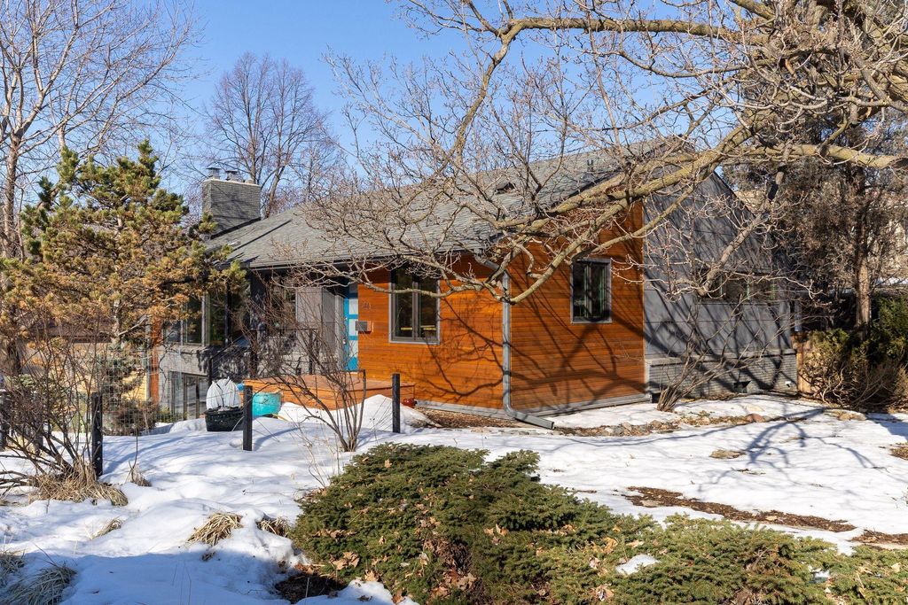 Photo of 44 Thomas Avenue S, Minneapolis, MN 55405 (MLS # 7003787)