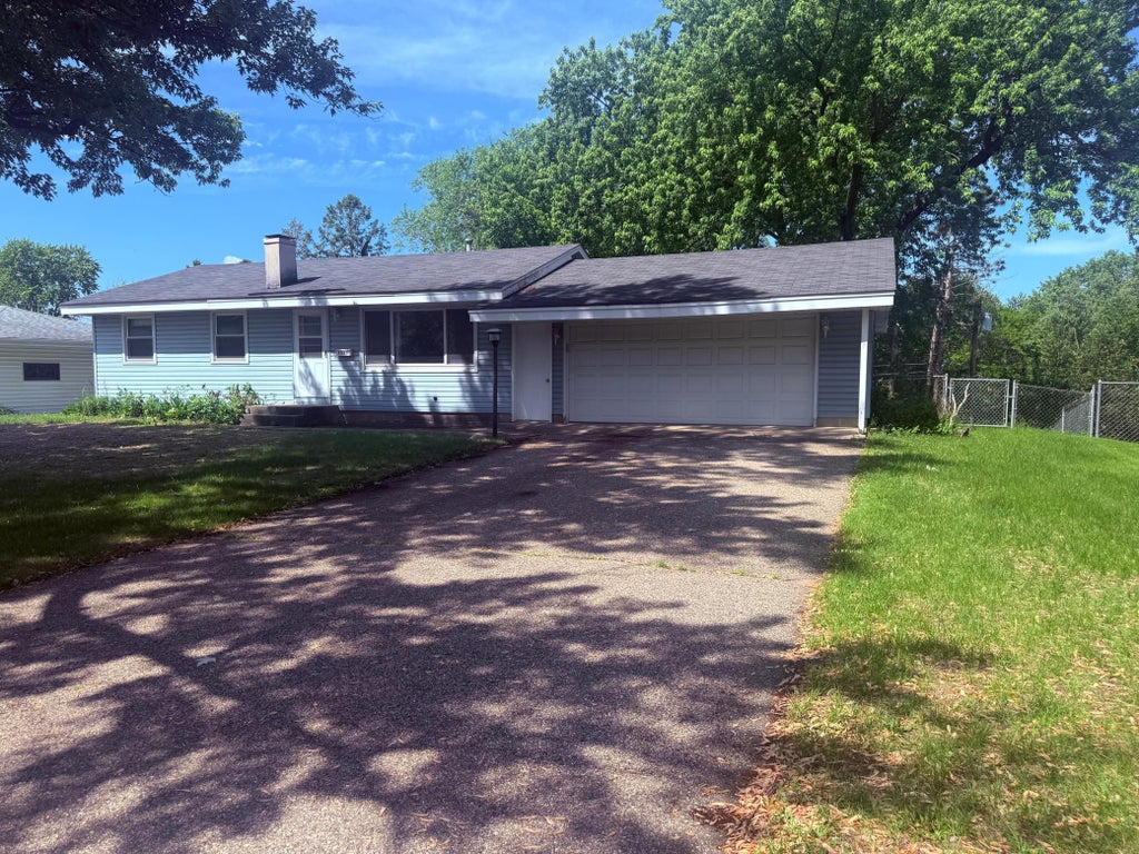 Photo of 8500 Rich Avenue S, Bloomington, MN 55437 (MLS # 7085679)