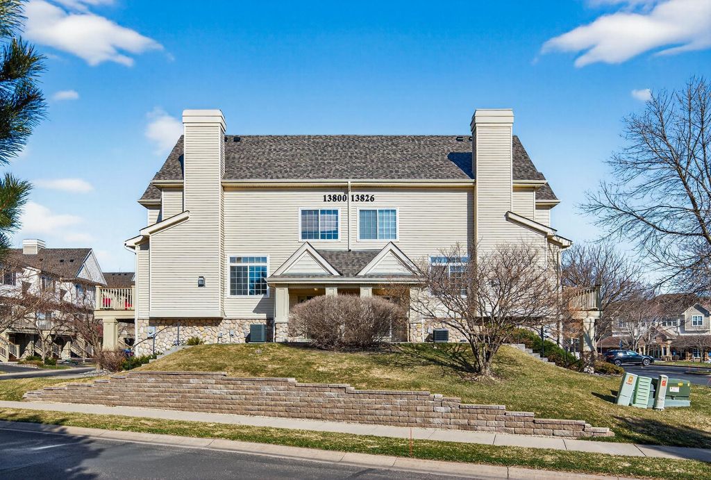 Photo of 13826 52nd Avenue N, Plymouth, MN 55446 (MLS # 7047007)