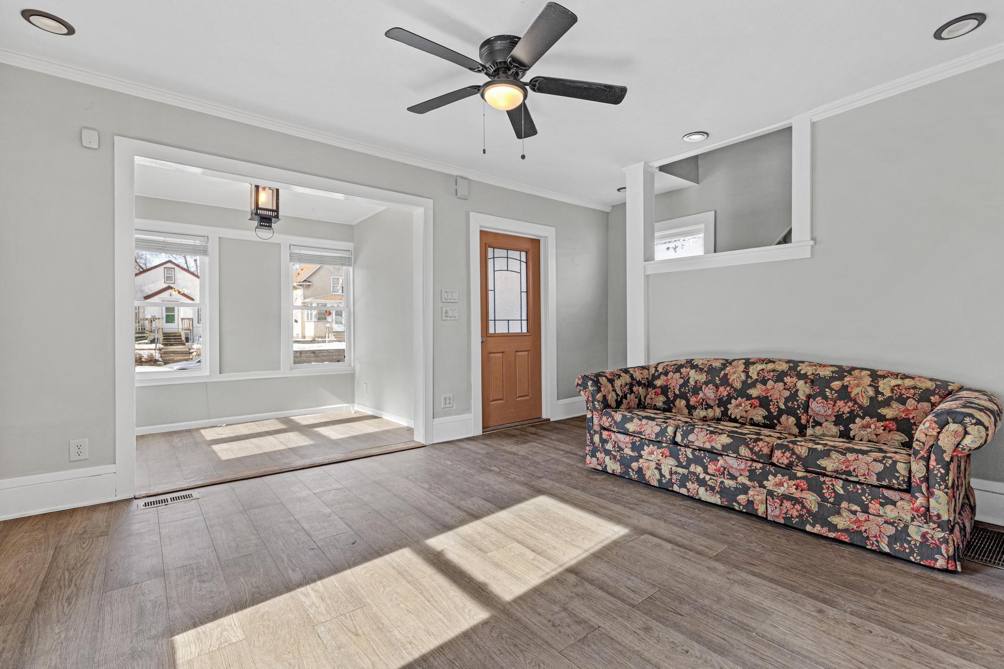 2611 Longfellow Avenue