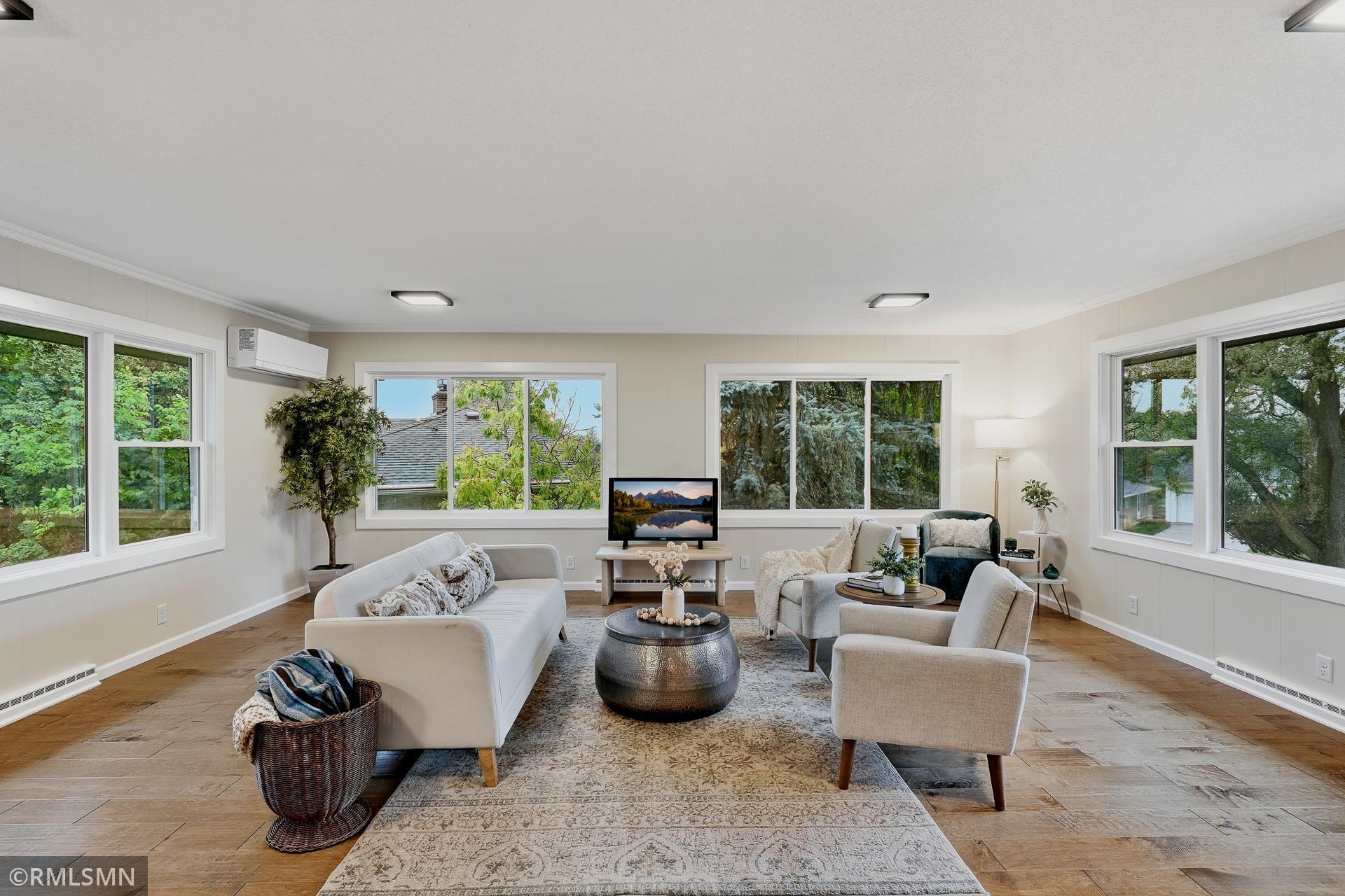 3101 W Armour Terrace