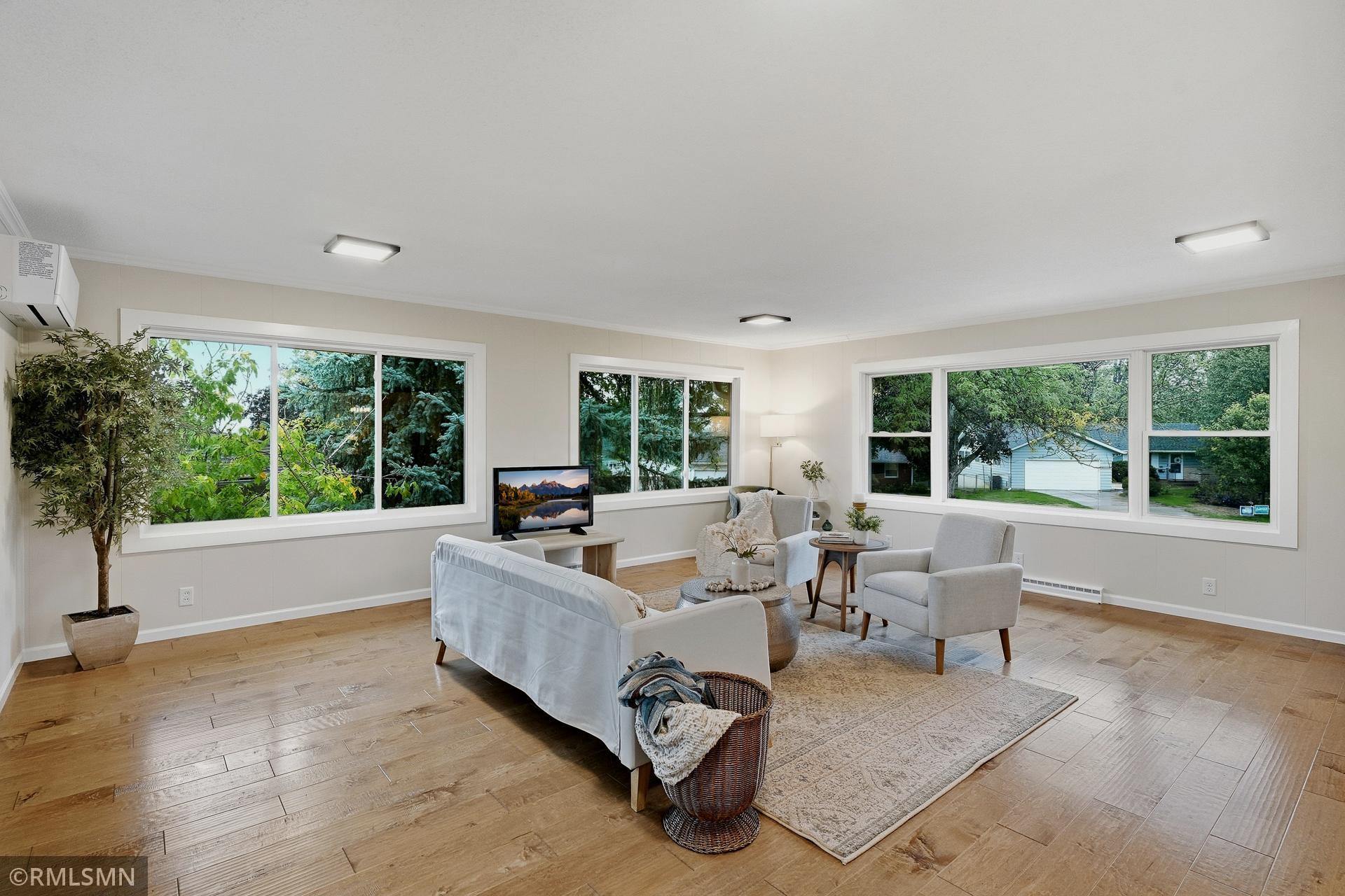 3101 W Armour Terrace