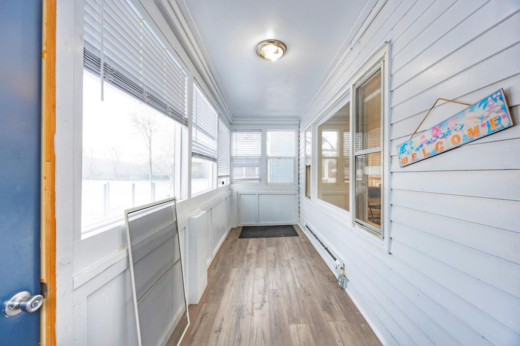 Photo of 366 Topping Street, Saint Paul, MN 55117 (MLS # 7002551)