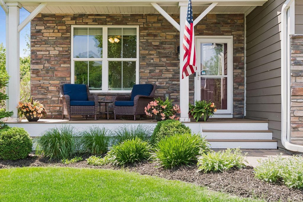 Photo of 16515 61st Avenue N, Plymouth, MN 55446 (MLS # 7079732)