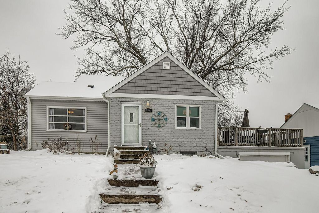 Photo of 176 Logan Avenue W, West Saint Paul, MN 55118 (MLS # 6819722)