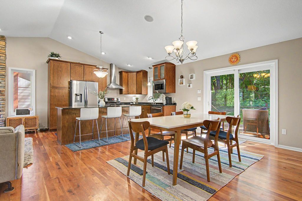 Photo of 4640 Nine Mile Creek Parkway, Bloomington, MN 55437 (MLS # 7107474)