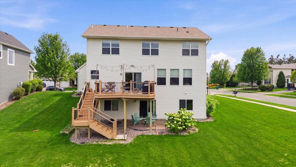 Photo of 6348 Alvarado Lane N, Maple Grove, MN 55311 (MLS # 7107291)