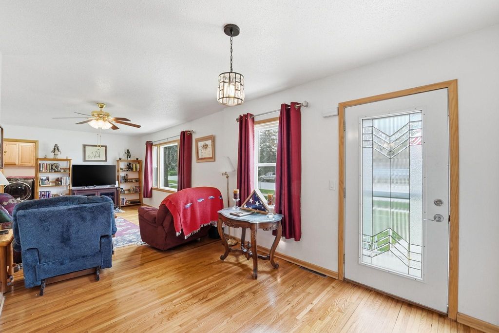 Photo of 619 S Swift Avenue, Litchfield, MN 55355 (MLS # 7053381)