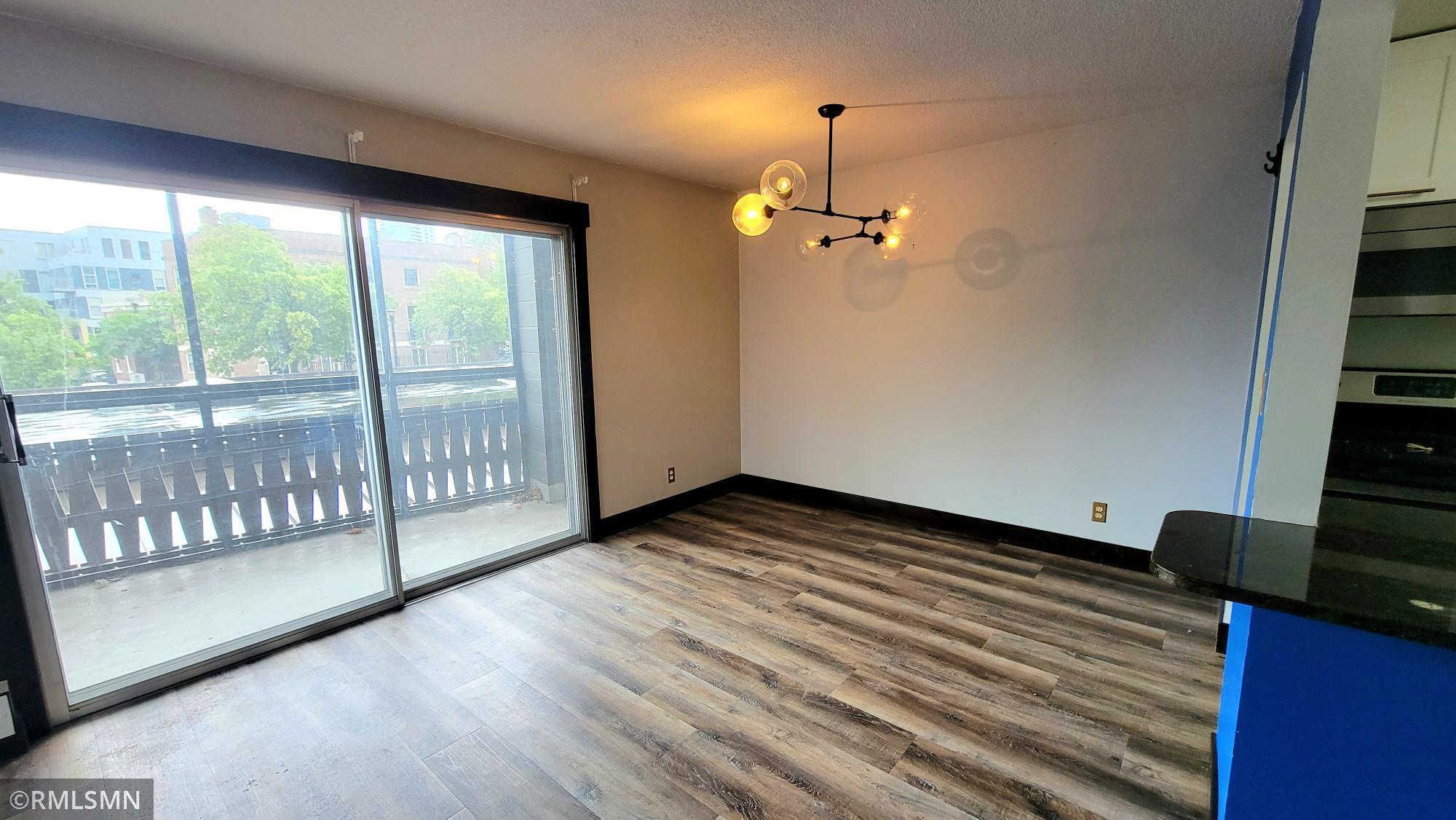 410 Groveland Avenue 202