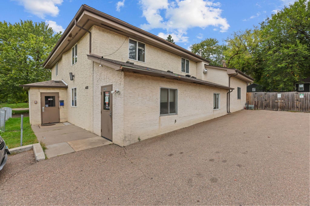 Photo of 4025 University Avenue NE, Columbia Heights, MN 55421 (MLS # 7153858)