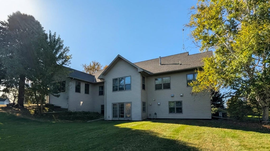 Photo of 4070 20th Avenue SW, Montevideo, MN 56265 (MLS # 7163558)