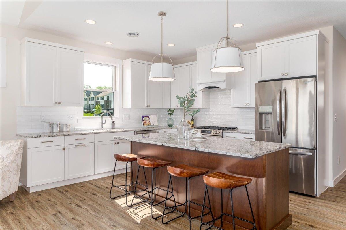 2225 Sharon Lane