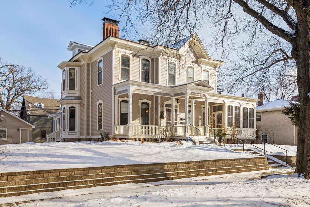 Photo of 96 Virginia Street, Saint Paul, MN 55102 (MLS # 7028364)
