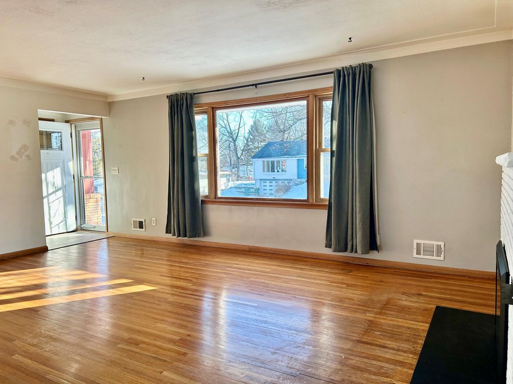 Photo of 7008 Hill Place N, Crystal, MN 55427 (MLS # 7015741)