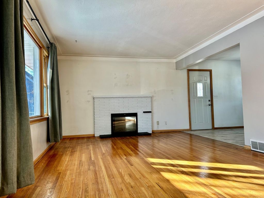 Photo of 7008 Hill Place N, Crystal, MN 55427 (MLS # 7015741)